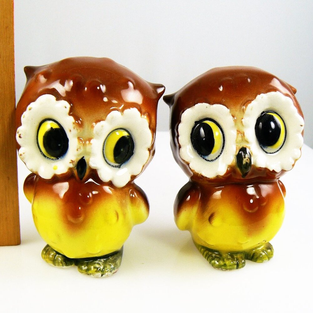 VINTAGE FIGURAL CUTE OWLS SALT & PEPPER SHAKERS SET MADE IN JAPAN